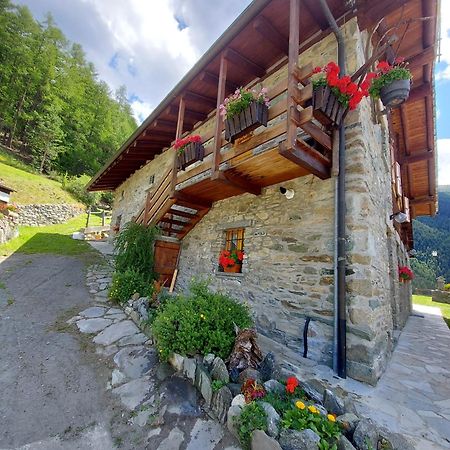 Maison d'hôtes Monolocale Di Montagna à Gressan Extérieur photo