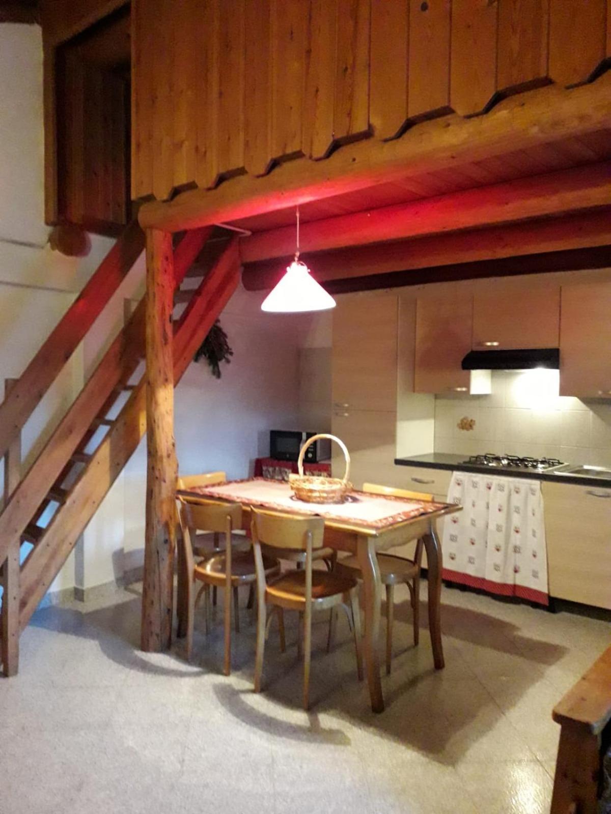 Maison d'hôtes Monolocale Di Montagna à Gressan Extérieur photo